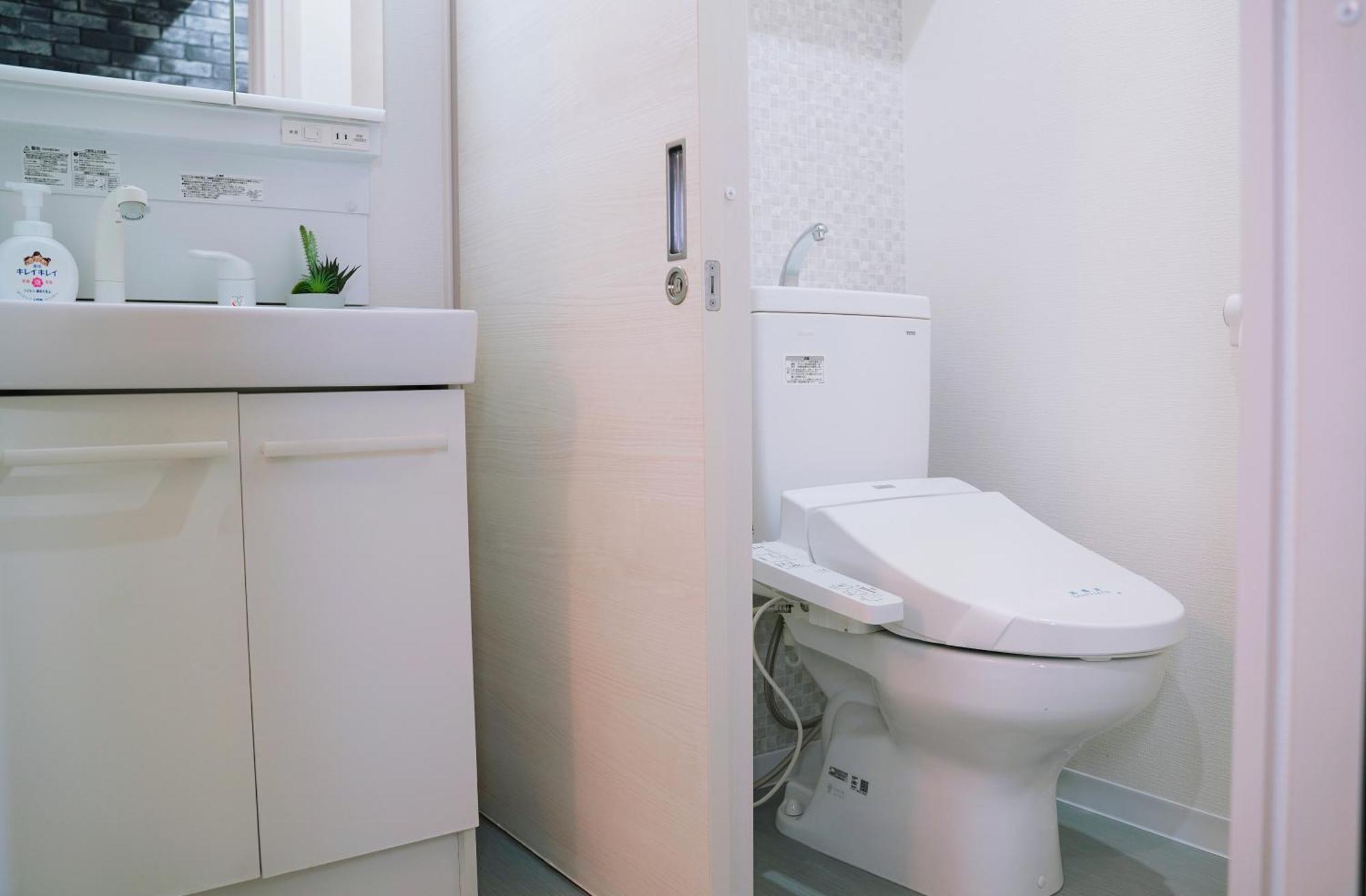 Dotonbori Royal II Apartment โอซาก้า ภายนอก รูปภาพ